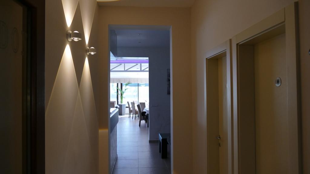 سريمسكا ميتروفيكا B&B Posejdon المظهر الخارجي الصورة